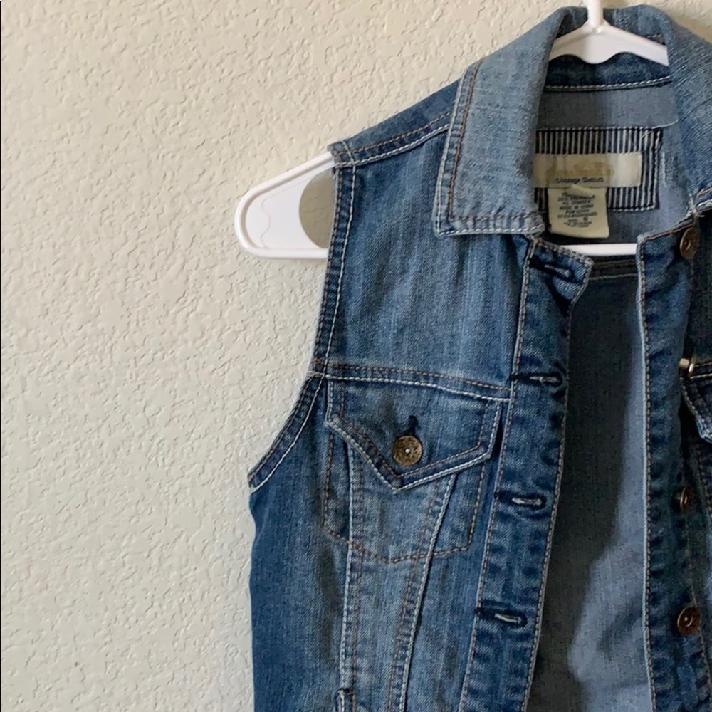 Tilly’s Denim Vest